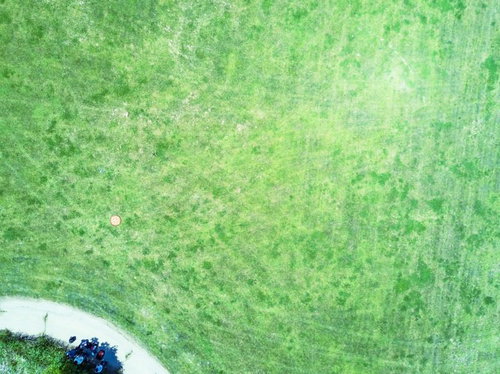 古河市渡良瀬川の河川敷にあるドローン練習場を上空から撮影