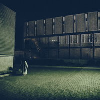 逃げても逃げても追いかけてくる女性の姿をした怨念の写真