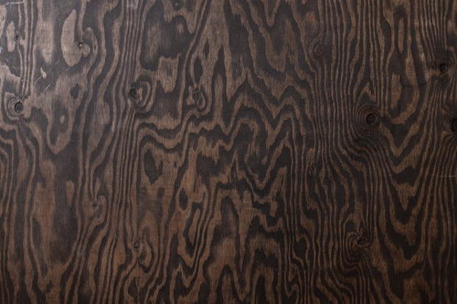 木の心に触れるダークブラウンの木目テクスチャー