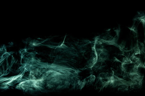 もわっと広がる体に悪そうな緑色の煙が立ち上る