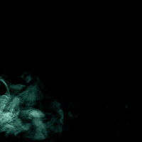 漏れ出した魔晄のスモーク｜緑色の毒ガスが渦巻く不穏な背景の写真