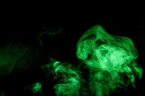 黒い背景にモワモワ浮かぶ緑色の毒ガス、ライフストリーム