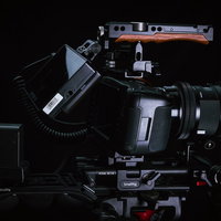SmallRig補助機材装着済みのデジカメの写真