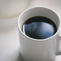カップに注がれたコーヒーの写真
