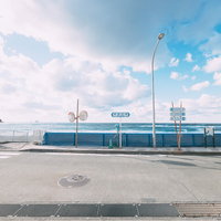 神津島の前浜海岸と青空 透き通った海と白い砂浜の写真
