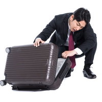 トランクに入れたはずの資料が見当たらないの写真