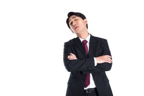 後輩を蔑む嫌味な上司のスタジオ撮影