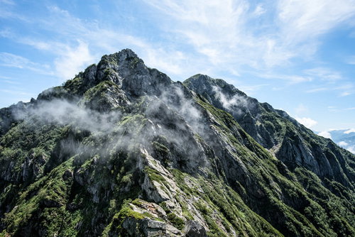 2峰からの核心部、不帰キレットの険しい尾根