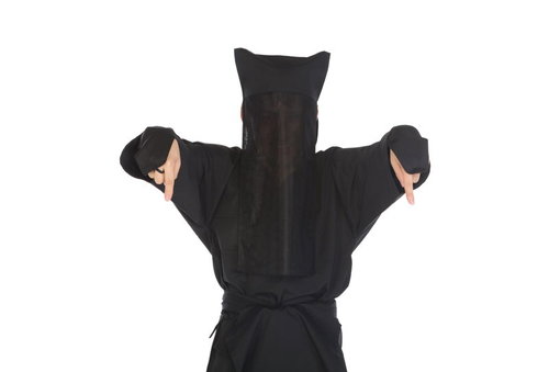 詳しくはこちら（下）から指をさす黒子のイラスト