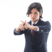 イキった新入社員の「チェックお願いします」の写真