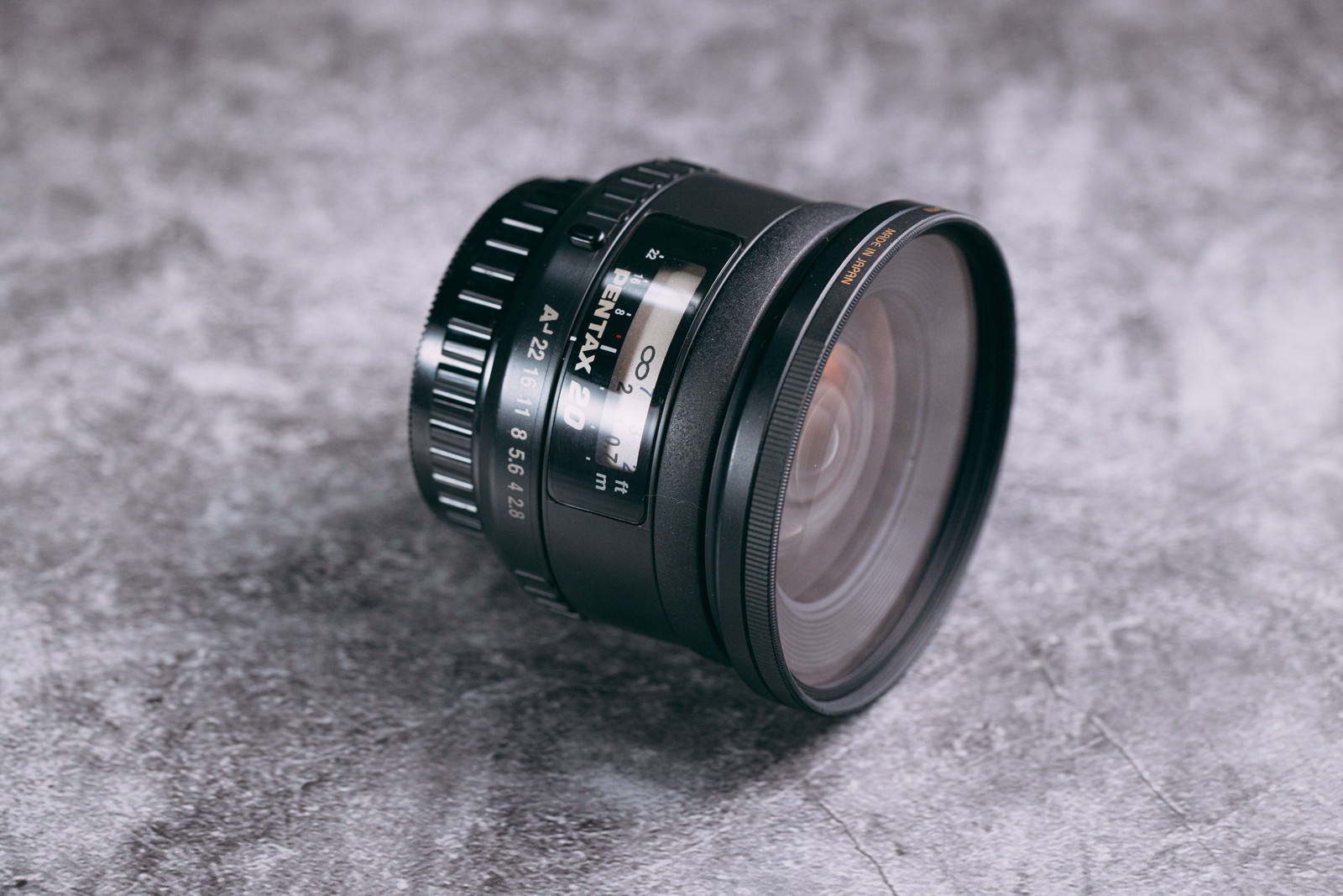 PENTAXの20mm単焦点広角レンズ