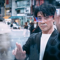 ARグラスから投影された世界線を生きる凄腕ハッカーの写真