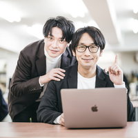 「従業員一人ひとりが、自分の才能を十分に発揮できる場を提供します」風に書かれている求人広告は離職率が高いの写真