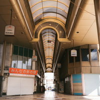 雨の日でも安心！アーケードのある前橋商店街の写真