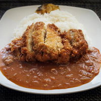 カツカレーできました（昼ごはん）の写真