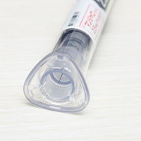 マンジェロ皮下注の先端部分と注射針の医療用医薬品の写真