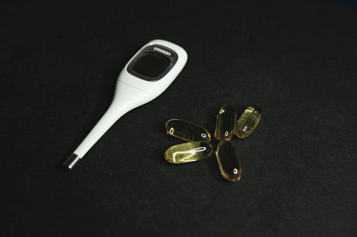 熱があるけど錠剤飲んで乗り切る風邪対策と体温管理