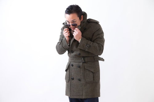 挙動不審なスパイとコーヒー