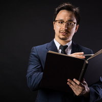 プライバシーの保護規則GDPR指摘するドイツ人ハーフ男性専門家の写真