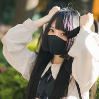 地雷系マスク女子のツインテールの写真