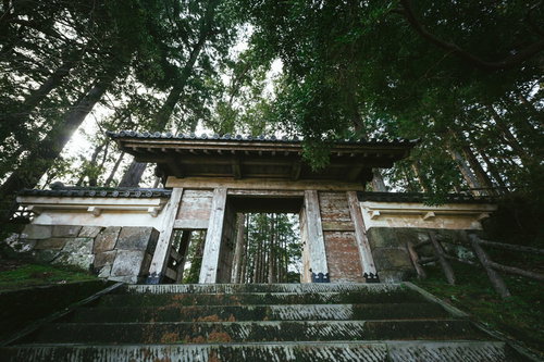 島津が攻めあぐねた飫肥城門と深い森に残る歴史の痕跡