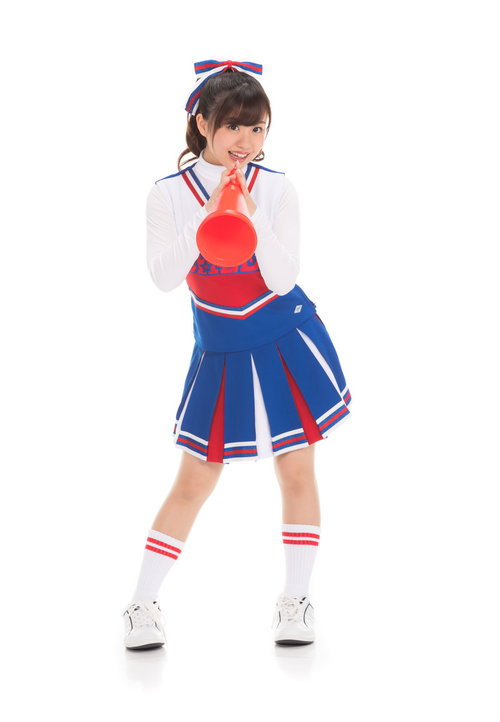 メガホンを持ってエールをおくるチアガール