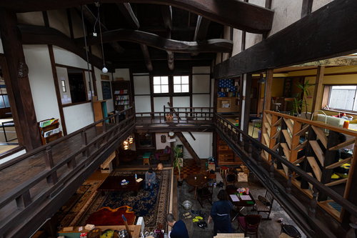 古民家を再生したコワーキングスペース囲炉裏