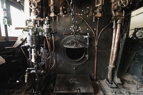 9600形59647号機の機関室内の様子