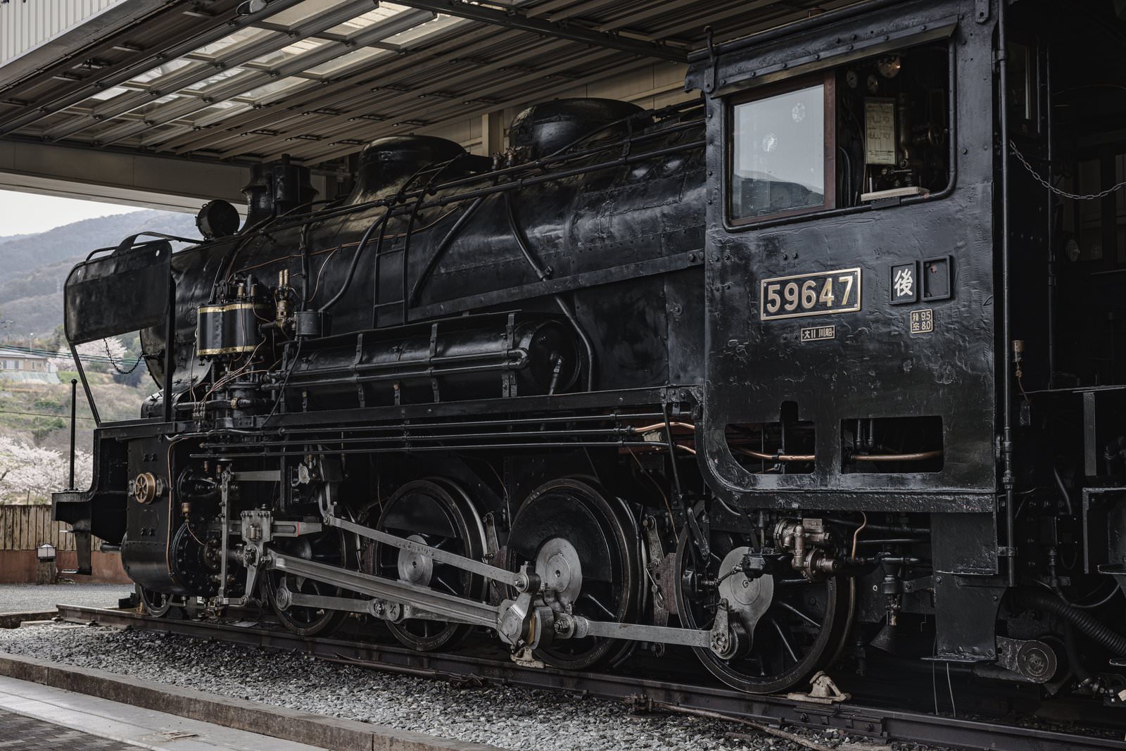 静態保存蒸気機関車・9600形59647号機の ボイラー部全景の写真素材
