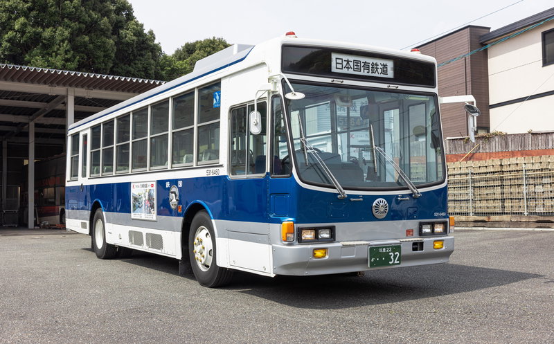 1986（昭和61）年製のいすゞ「キュービック」国鉄路線バスの写真