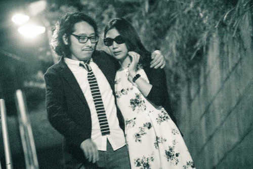 夜の街でお忍び密会するパパ拉っ致