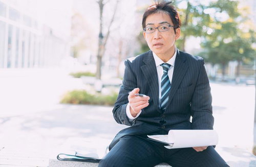 じゃあ圧迫面接、始めていきますね