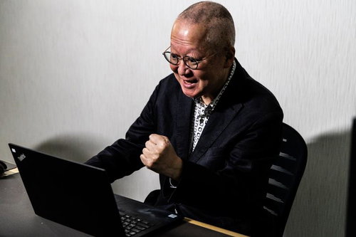 我が社を訪れた取引先が落とし穴にかかった