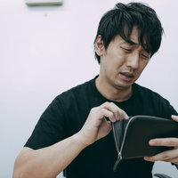 見栄で奢ったけどもうお金ないンゴの写真