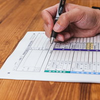 手書きで確定申告の写真