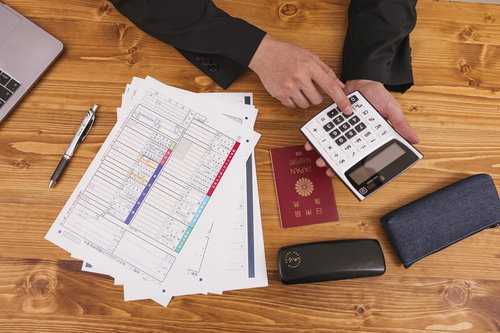 今年の経費を計算する