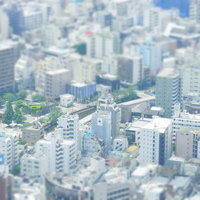 チルトシフト効果で撮影した福富町西公園付近の町並みの写真