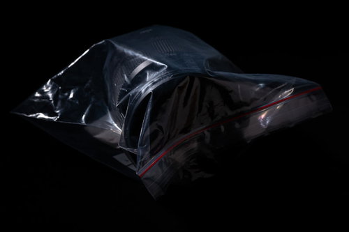 水没したレンズを密封するビニール袋