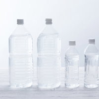 2Lペットボトル2本と500mLペットボトル2本の写真