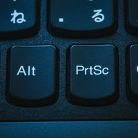 PrtSc（プリントスクリーンボタン）のあるキーボードの写真