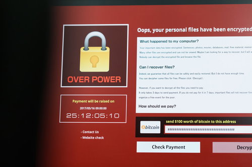 何度再起動しても赤い警告メッセージが表示される（ランサムウェア）