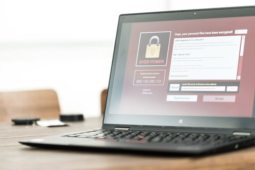 何もしてないのに感染した、ランサムウェアのノートパソコン