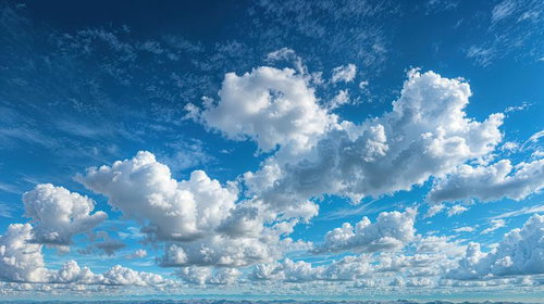 青空いっぱいに広がる白い雲