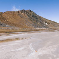御嶽山・二ノ池から見る稜線の写真