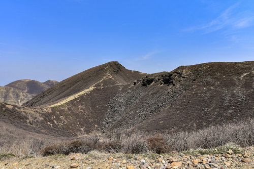 大分県の100名山・久住山と天狗ヶ城方面の荒野