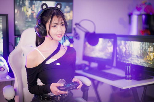 パッド派ゲーミング女子のゲーム配信・ストリーマー