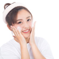 メイク落としガールの洗顔クレンジングの写真