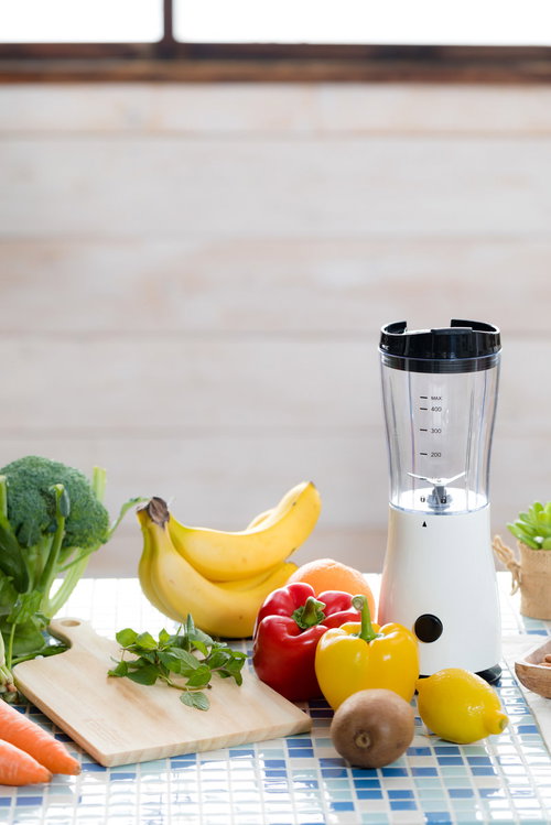 ジューサーと緑黄色野菜・バナナ・パプリカ・キウイ