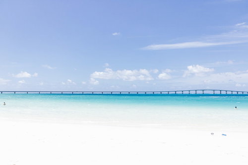 宮古島と伊良部島を結ぶ「伊良部大橋」