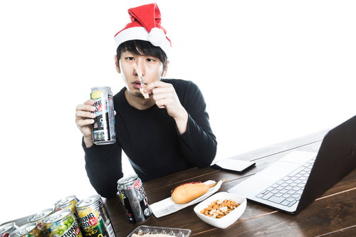 クリスマスに改修作業をするエンジニアの唯一の喜び、ストロングゼロ